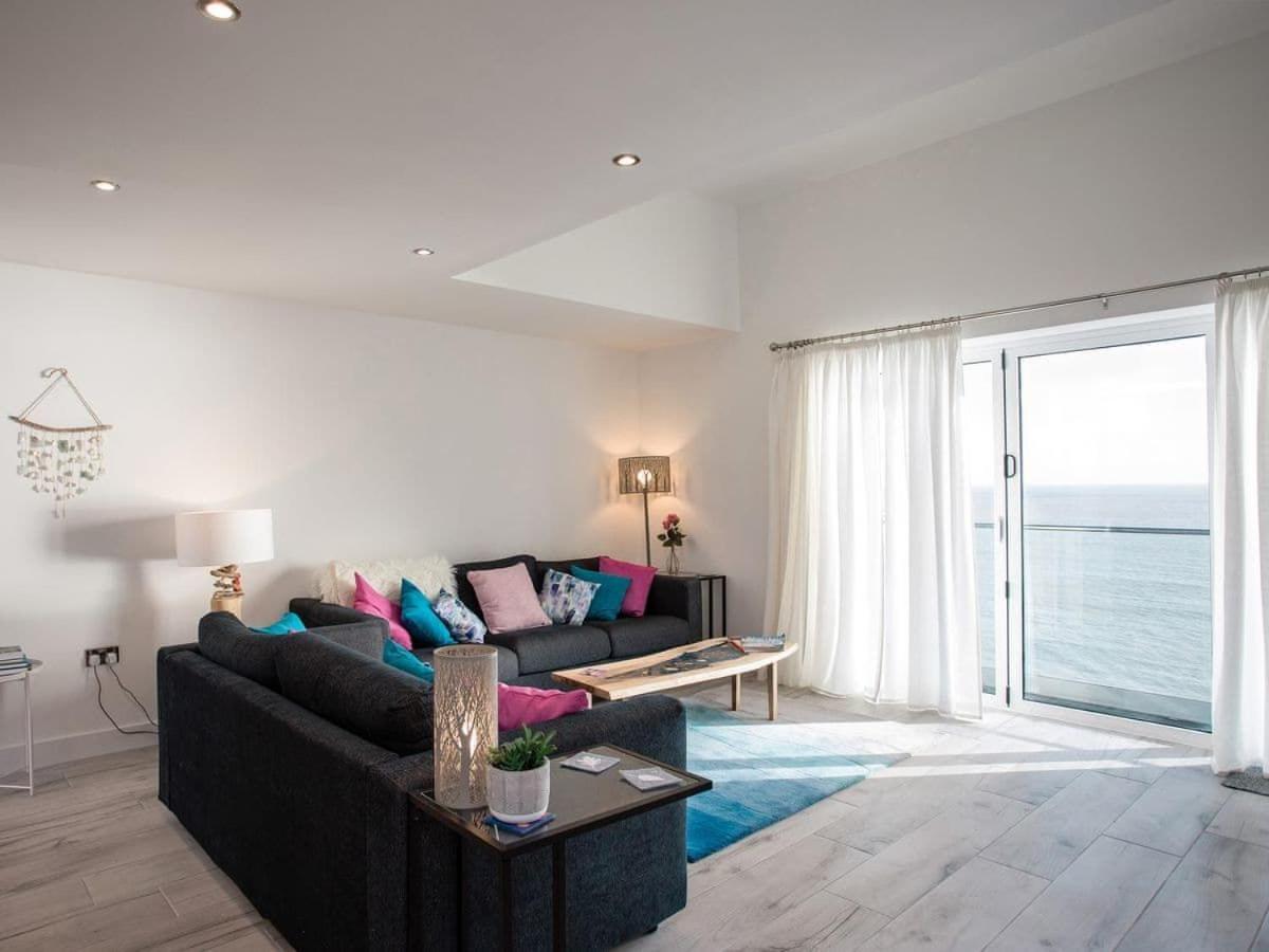 New Horizon Sandown Exterior foto
