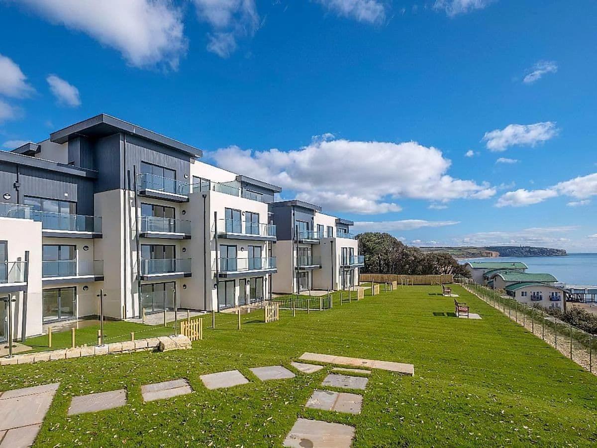 New Horizon Sandown Exterior foto