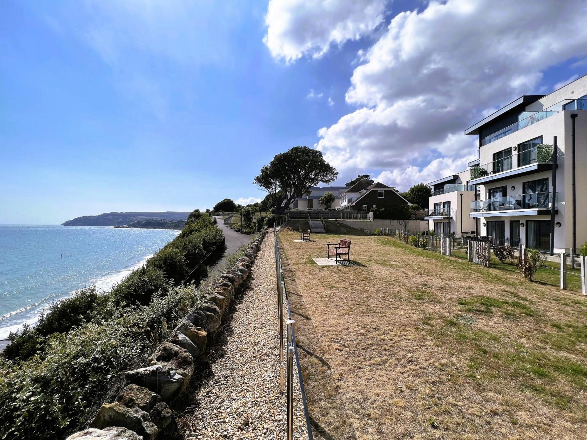 New Horizon Sandown Exterior foto